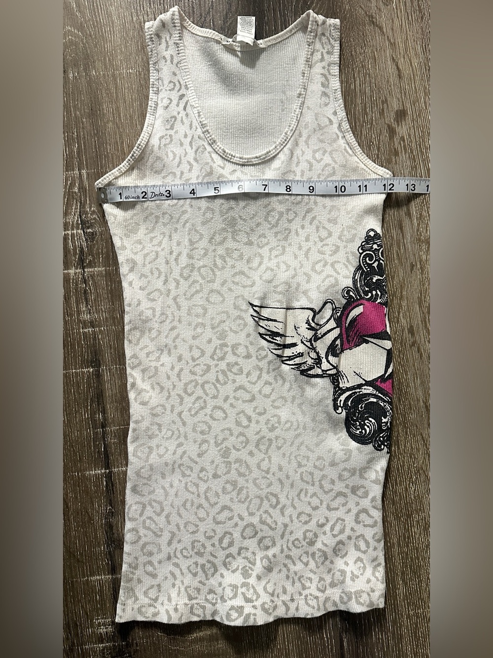 Zenana Outfitters White Leopard-Print Tank with Pink Wing Graphic - Size S - Picture 6 of 7